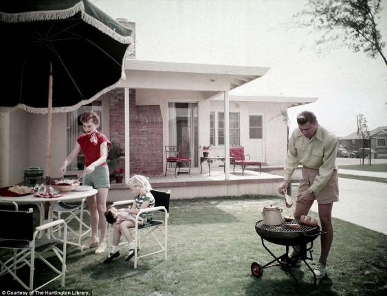 A photo from the Smithsonian Traveling Exhibit illustrating what a 1950's backyard looked like. Photo: The Huntington Library, San Marino, Calif.
