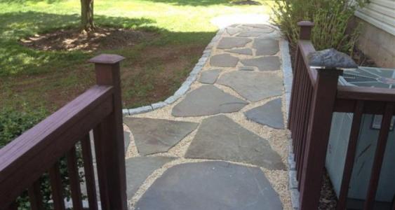 Flagstone walkway with Belgium Block edging in Skippack, PA