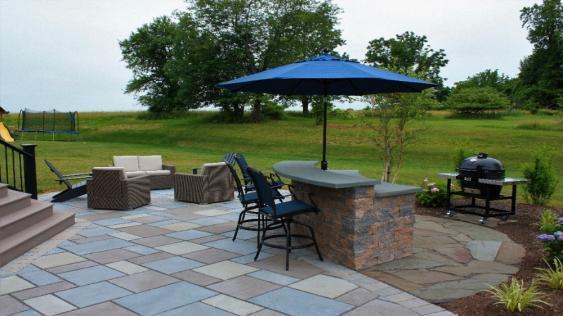Paver patio design in Phoenixville to accomodate all size gatherings