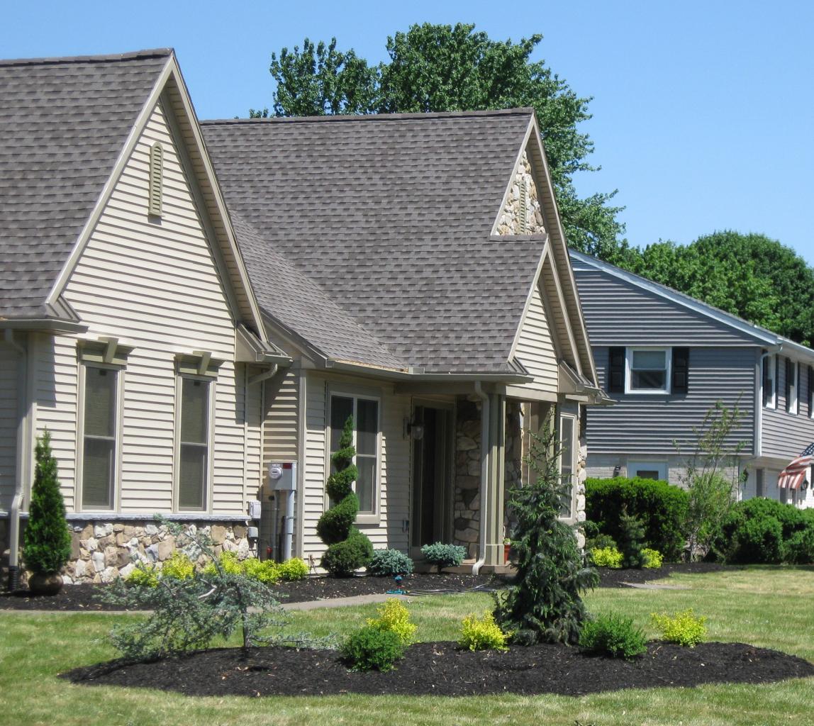 4 Signs You May Need a Landscape Renovation Whitehouse Landscaping