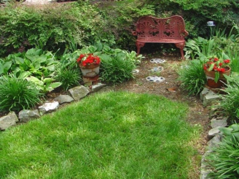 Creating Focal Points in Landscaping | Whitehouse Landscaping