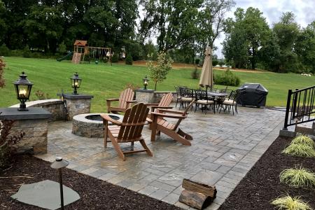 Downingtown PA patio side view with firepit